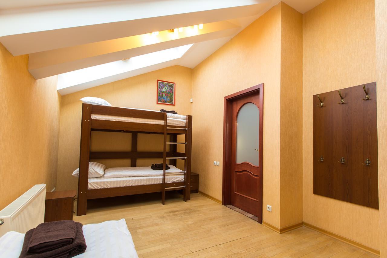 10 Rooms Lviv Luaran gambar