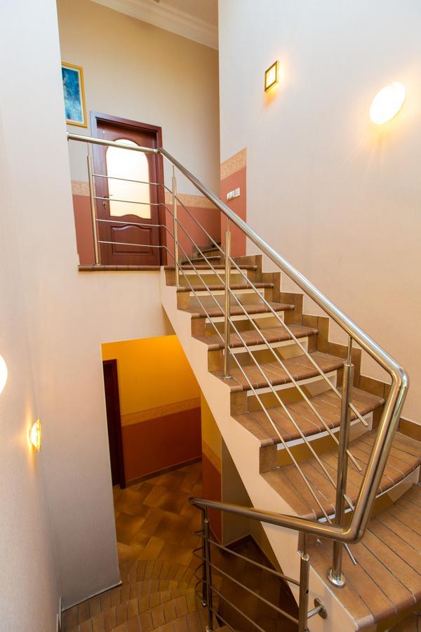 10 Rooms Lviv Luaran gambar