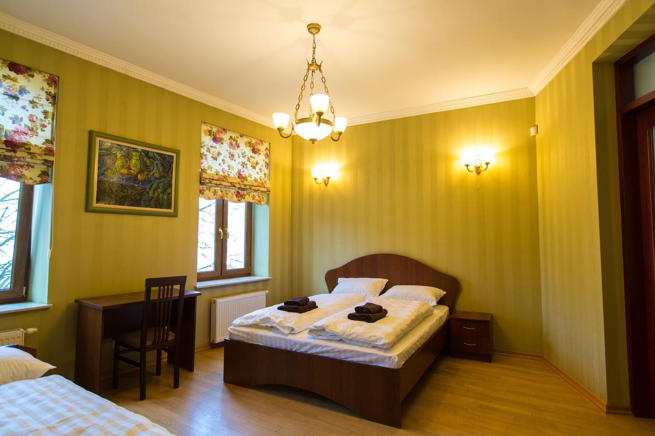 10 Rooms Lviv Luaran gambar